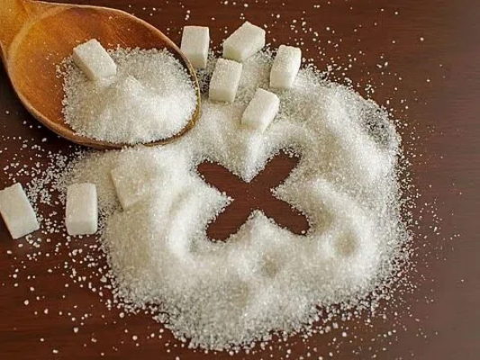 is sweetener the same as sugar