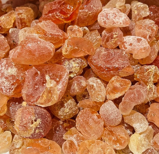 HAMSH Gum Arabic _ Arabian Gum _ Arabic Gum _ Acacia Gum _ Incense Gum _ Sudan Arabic Gum Pieces Traditional Bulk _ Bulk Incense _ 100% Pure and Natural _ 4